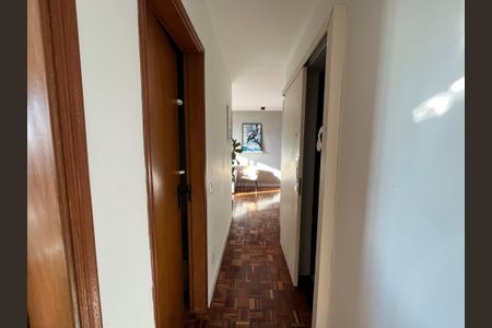 Apartamento à venda com 65m², 2 quartos e 1 vaga Apartamento à venda com 65m², 2 quartos e 1 vagaCorredor