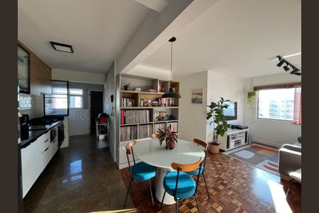 Apartamento à venda com 65m², 2 quartos e 1 vaga Apartamento à venda com 65m², 2 quartos e 1 vagaSala