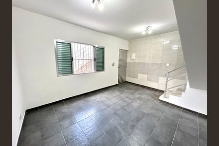 Sala de casa para alugar com 2 quartos, 118m² em Parque Maria Helena, Guarulhos