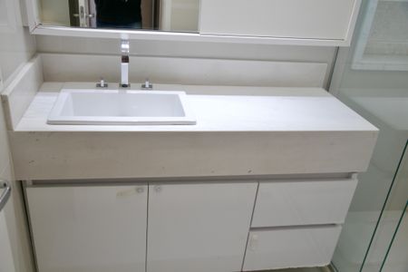 Apartamento para alugar com 134m², 3 quartos e 2 vagasBanheiro 1