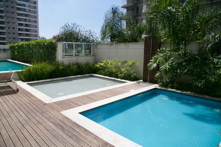 Apartamento para alugar com 134m², 3 quartos e 2 vagasPiscina