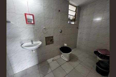 Casa à venda com 78m², 2 quartos e 1 vagaBanheiro de serviço