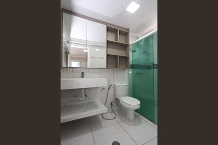 Apartamento à venda com 112m², 3 quartos e 2 vagas Apartamento à venda com 112m², 3 quartos e 2 vagasBanheiro da Suíte
