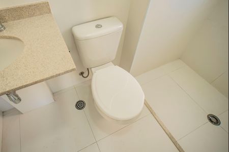 Apartamento à venda com 78m², 3 quartos e 1 vagaBanheiro da Suíte