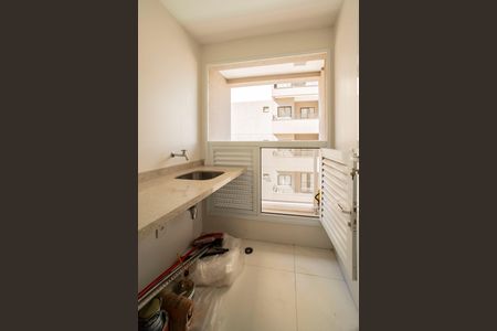 Apartamento à venda com 78m², 3 quartos e 1 vagaÁrea de Serviço