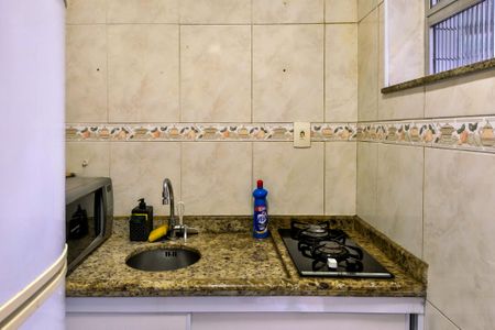 Studio para alugar com 28m², 0 quarto e sem vaga Studio para alugar com 28m², 0 quarto e sem vagaCozinha