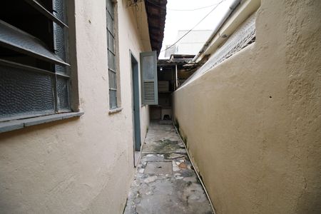 Casa para alugar com 58m², 1 quarto e sem vagaQuintal e área de serviço