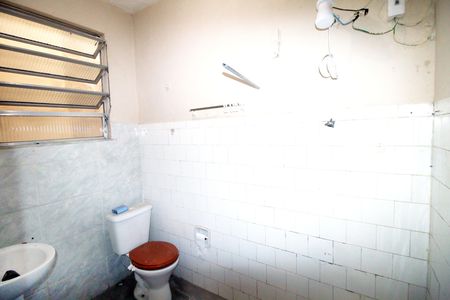 Casa para alugar com 58m², 1 quarto e sem vagaBanheiro