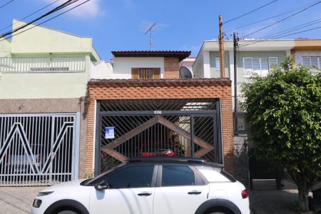 Casa à venda com 158m², 3 quartos e 2 vagasFachada