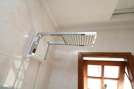 Casa à venda com 158m², 3 quartos e 2 vagasBanheiro
