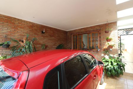 Casa à venda com 158m², 3 quartos e 2 vagasGaragem