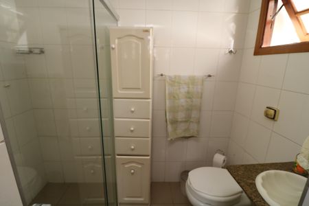Casa à venda com 158m², 3 quartos e 2 vagasBanheiro da Suíte