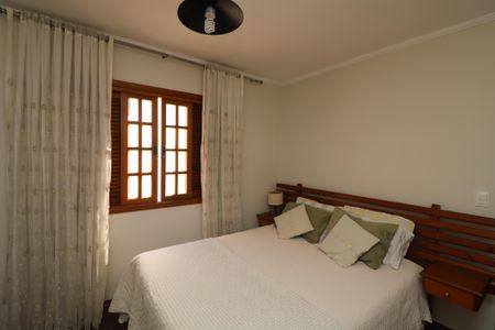 Casa à venda com 158m², 3 quartos e 2 vagasSuite