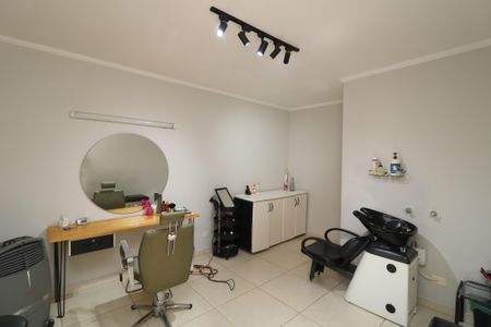 Casa à venda com 158m², 3 quartos e 2 vagasSalão