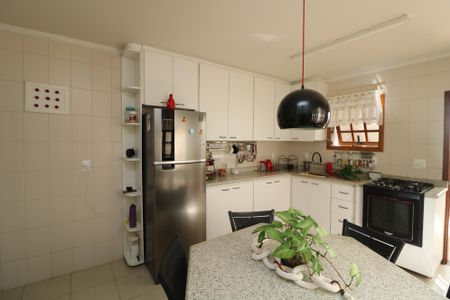 Casa à venda com 158m², 3 quartos e 2 vagasCozinha