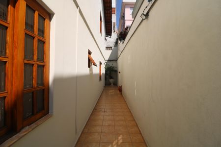 Casa à venda com 158m², 3 quartos e 2 vagasCorredor