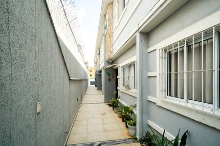Apartamento à venda com 62m², 2 quartos e 1 vagaCorredor externo