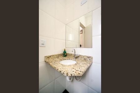 Apartamento à venda com 62m², 2 quartos e 1 vagaBanheiro da suíte 01