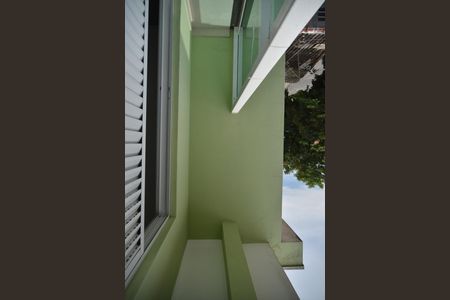 Casa para alugar com 130m², 3 quartos e 2 vagasSacada