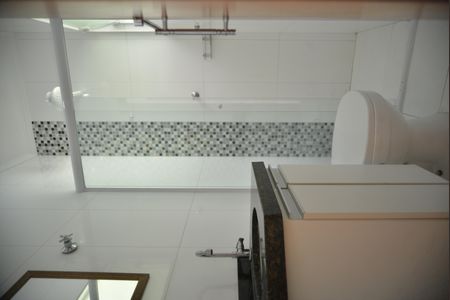 Casa para alugar com 130m², 3 quartos e 2 vagasBanheiro Social