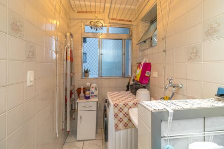 Apartamento à venda com 64m², 3 quartos e 1 vagaÁrea de Serviço