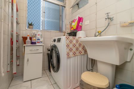 Apartamento à venda com 64m², 3 quartos e 1 vagaÁrea de Serviço