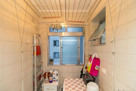Apartamento à venda com 64m², 3 quartos e 1 vagaÁrea de Serviço