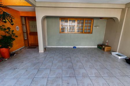 Casa para alugar com 141m², 3 quartos e 2 vagas Casa para alugar com 141m², 3 quartos e 2 vagasGaragem