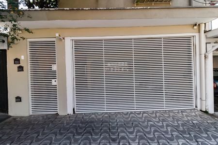 Casa para alugar com 141m², 3 quartos e 2 vagas Casa para alugar com 141m², 3 quartos e 2 vagasPortão entrada