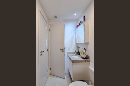 Apartamento à venda com 54m², 2 quartos e 1 vaga Apartamento à venda com 54m², 2 quartos e 1 vagaBanheiro