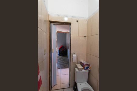 Casa à venda com 190m², 2 quartos e 1 vaga Casa à venda com 190m², 2 quartos e 1 vagaBanheiro