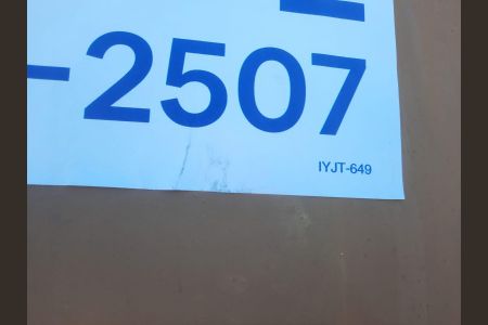 Casa à venda com 190m², 2 quartos e 1 vaga Casa à venda com 190m², 2 quartos e 1 vagaPlaquinha