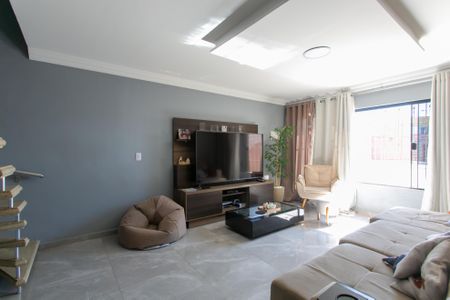 Casa à venda com 136m², 3 quartos e 1 vagaSala