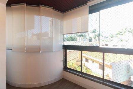 Apartamento para alugar com 85m², 3 quartos e 2 vagasVaranda 