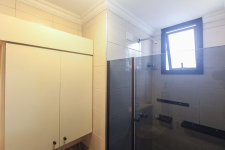 Apartamento para alugar com 85m², 3 quartos e 2 vagasBanheiro Social 