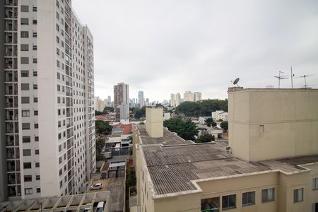 Vista de apartamento à venda com 2 quartos, 44m² em Santo Amaro, São Paulo
