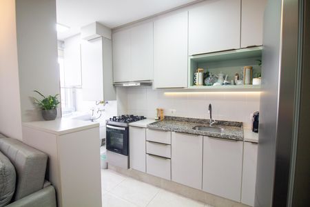 Cozinha de apartamento à venda com 2 quartos, 44m² em Santo Amaro, São Paulo