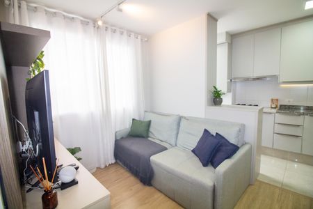 Apartamento à venda com 44m², 2 quartos e 1 vaga Apartamento à venda com 44m², 2 quartos e 1 vagaSala