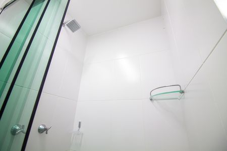 Apartamento à venda com 44m², 2 quartos e 1 vaga Apartamento à venda com 44m², 2 quartos e 1 vagaBanheiro social