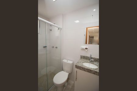 Apartamento à venda com 65m², 3 quartos e 2 vagas Apartamento à venda com 65m², 3 quartos e 2 vagasBanheiro Social