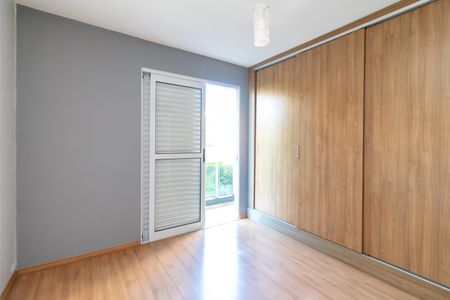 Casa de condomínio à venda com 164m², 3 quartos e 2 vagas Casa de condomínio à venda com 164m², 3 quartos e 2 vagasSuíte