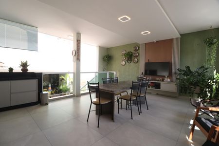 Casa para alugar com 244m², 3 quartos e 2 vagasVaranda gourmet