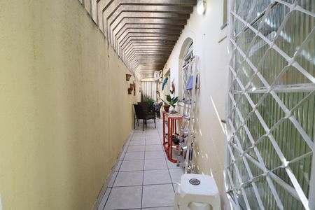 Casa para alugar com 244m², 3 quartos e 2 vagasCorredor