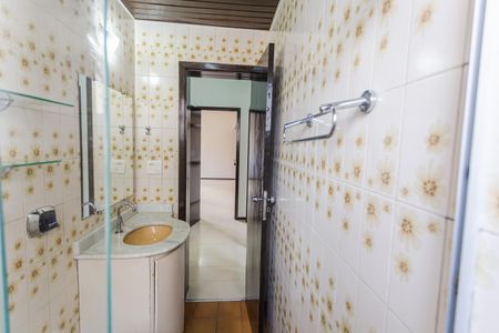 Apartamento à venda com 78m², 3 quartos e 1 vaga Apartamento à venda com 78m², 3 quartos e 1 vagaBanheiro Social