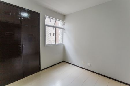 Apartamento à venda com 78m², 3 quartos e 1 vaga Apartamento à venda com 78m², 3 quartos e 1 vagaQuarto 2