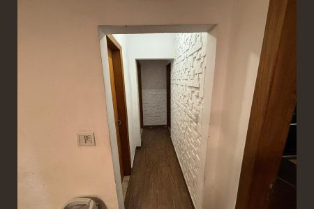 Casa à venda com 155m², 3 quartos e 1 vagaCorredor - casa 1