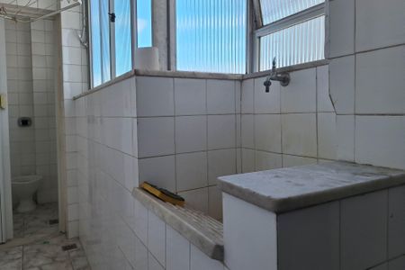 Apartamento à venda com 93m², 2 quartos e sem vaga Apartamento à venda com 93m², 2 quartos e sem vagaÁrea de Serviço