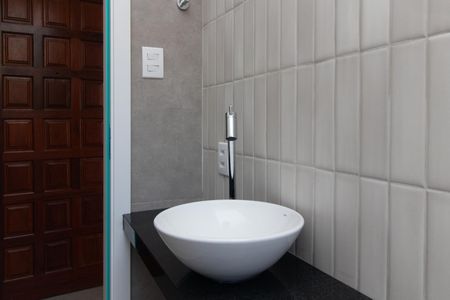 Apartamento para alugar com 48m², 1 quarto e sem vaga Apartamento para alugar com 48m², 1 quarto e sem vagaBanheiro