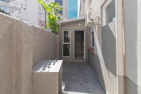 Apartamento para alugar com 48m², 1 quarto e sem vaga Apartamento para alugar com 48m², 1 quarto e sem vagaQuintal