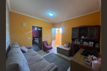 Casa para alugar com 150m², 2 quartos e 3 vagas Casa para alugar com 150m², 2 quartos e 3 vagasSala